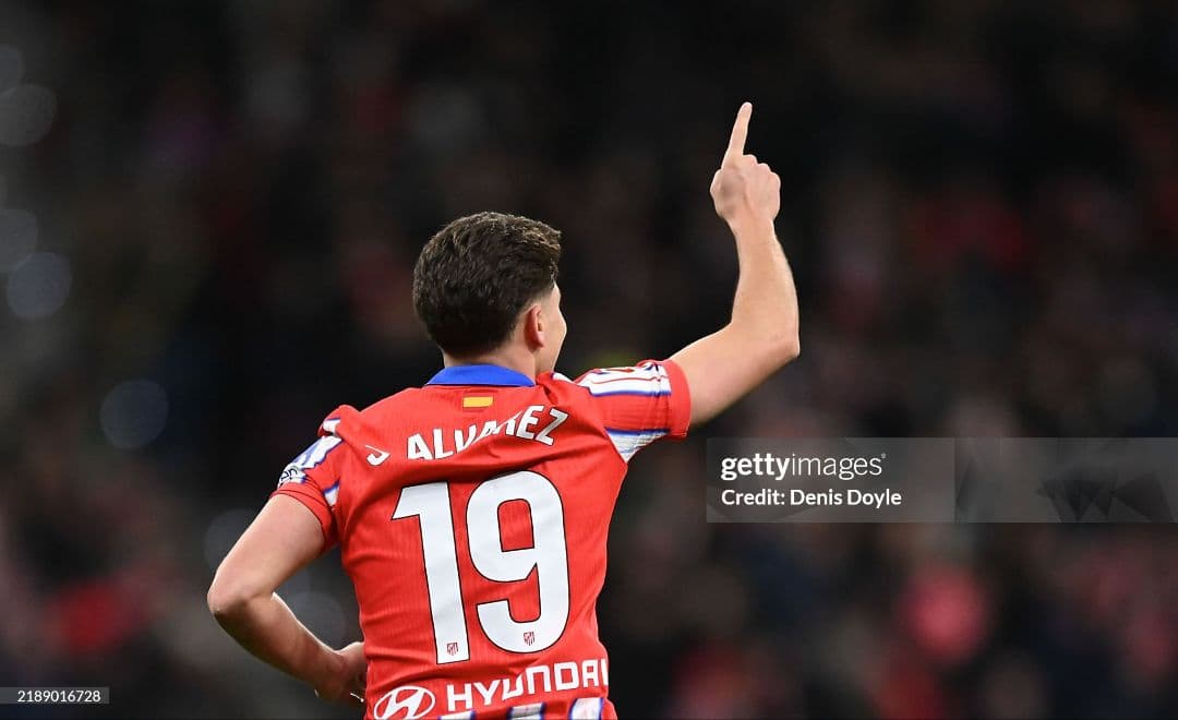 アトレティコㆍマドリード フリアンアルバレス 実使用直筆サインユニフォーム