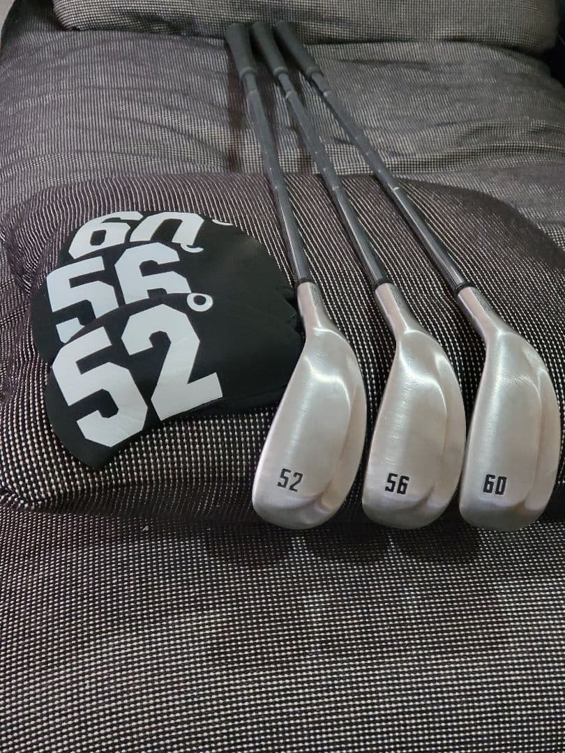 チッパーラボオリジナルのチッパーウェッジ52.56.60の3点セット。