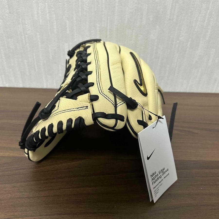 Nike Alpha Edge 12 右投げ US 海外モデル グローブ 野球