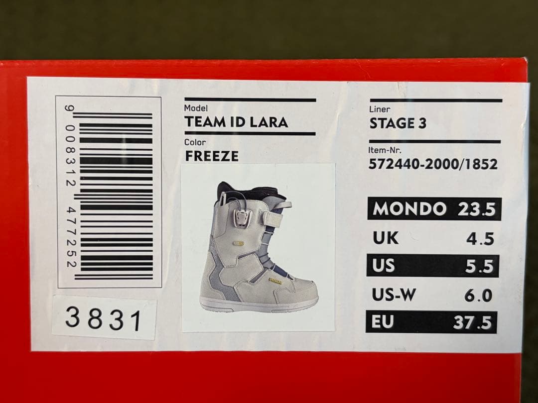 DEELUXE TEAM ID LARA スノーボードブーツ 女性用 23.5
