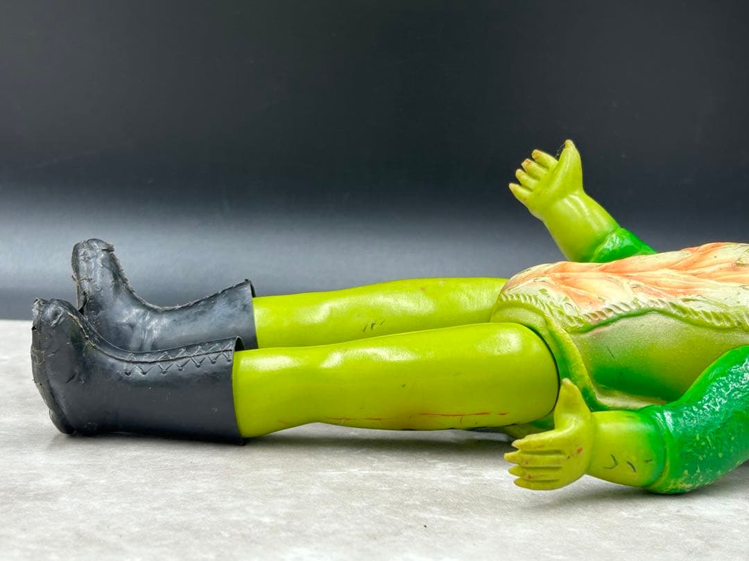 Ｒ１　旧バンダイ　バンザイマーク　ソフビ　仮面ライダー　怪人　サラセニアン