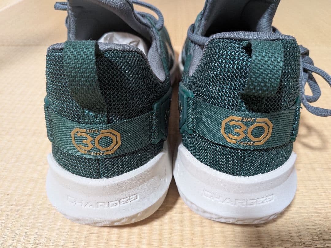 レア！未使用★アンダーアーマー UFC✕The Rock 30周年 28.0cm