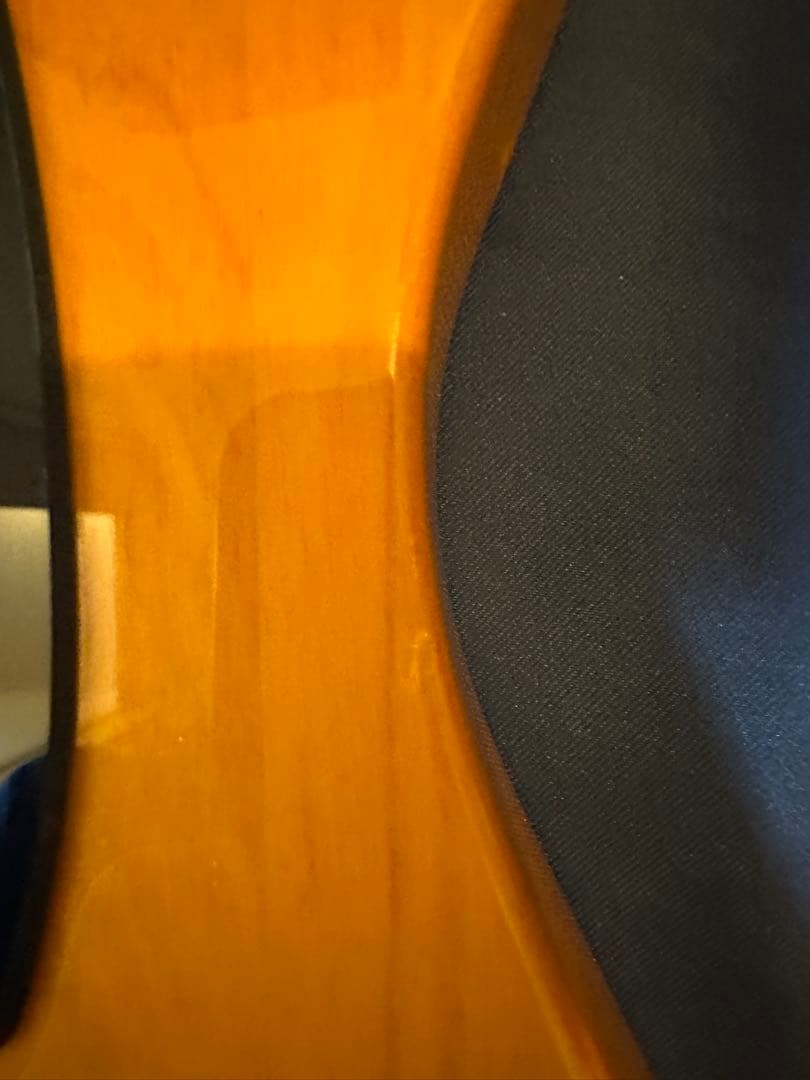 左利き用　Squier by Fender スクワイヤー　フェンダー