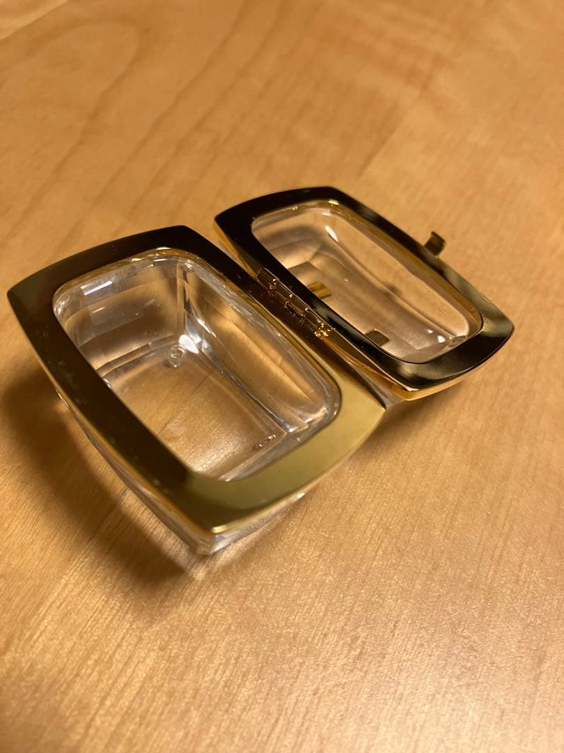 スワロフスキー社　クリスタルメモリーズ　シークレッツ　宝箱