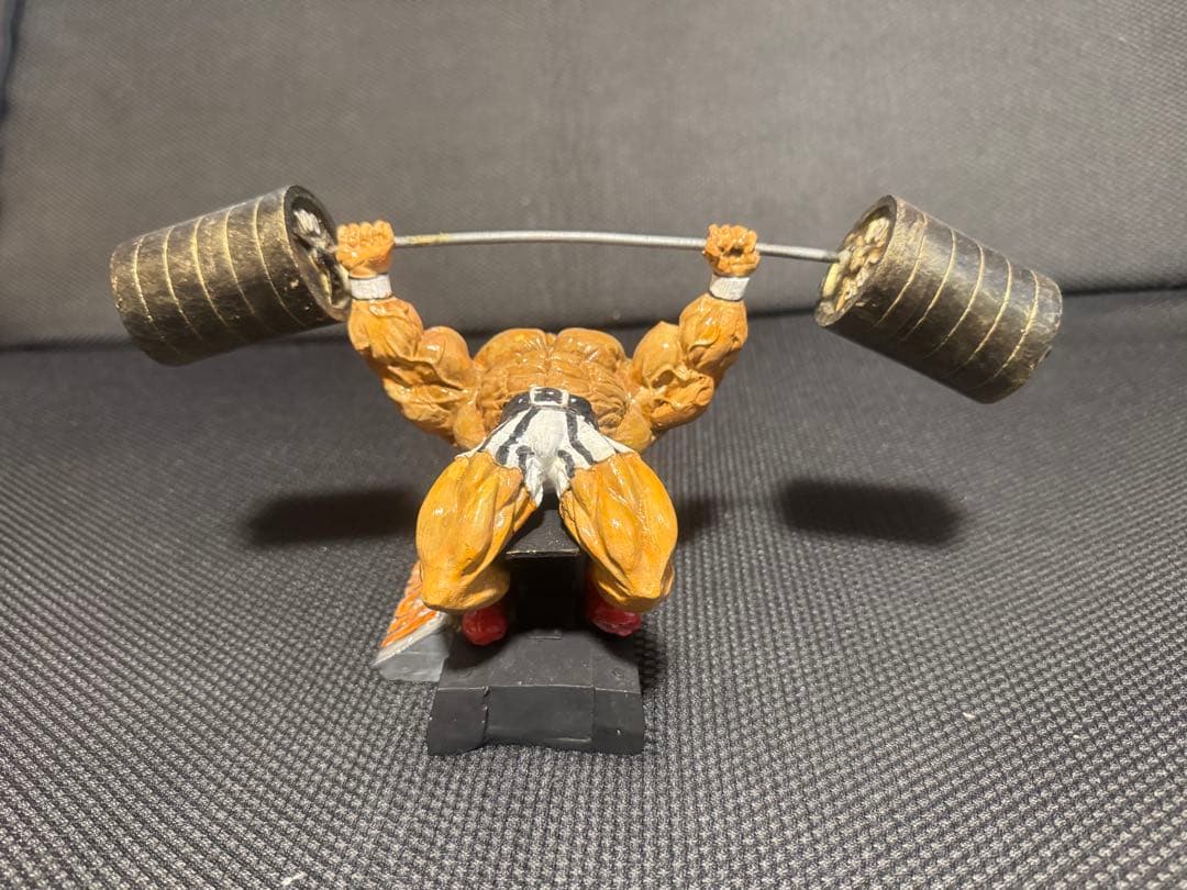 ボディビルフィギュア