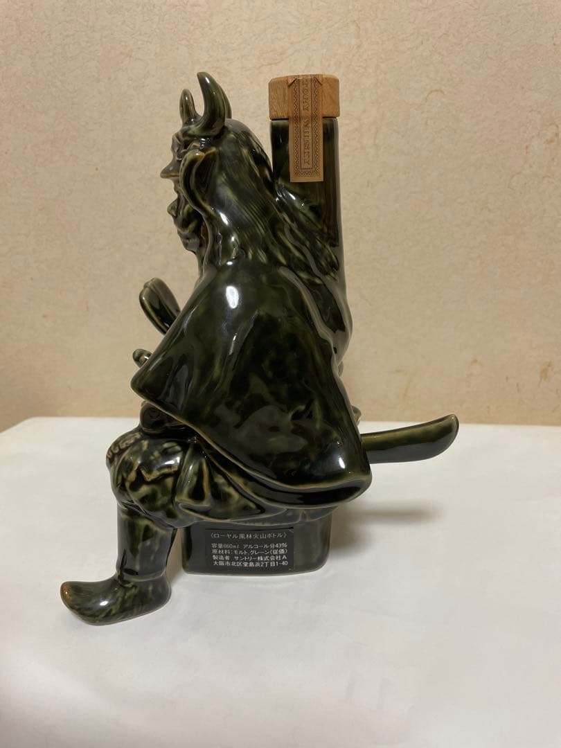 希少品サントリー　ウイスキー　武田信玄　風林火山　特級　陶器ボトル