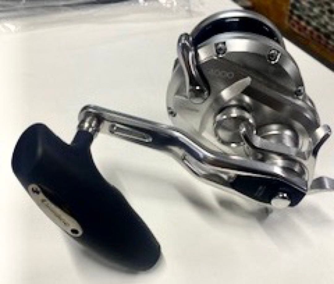 極上品！　シマノ　オシアジガー4000