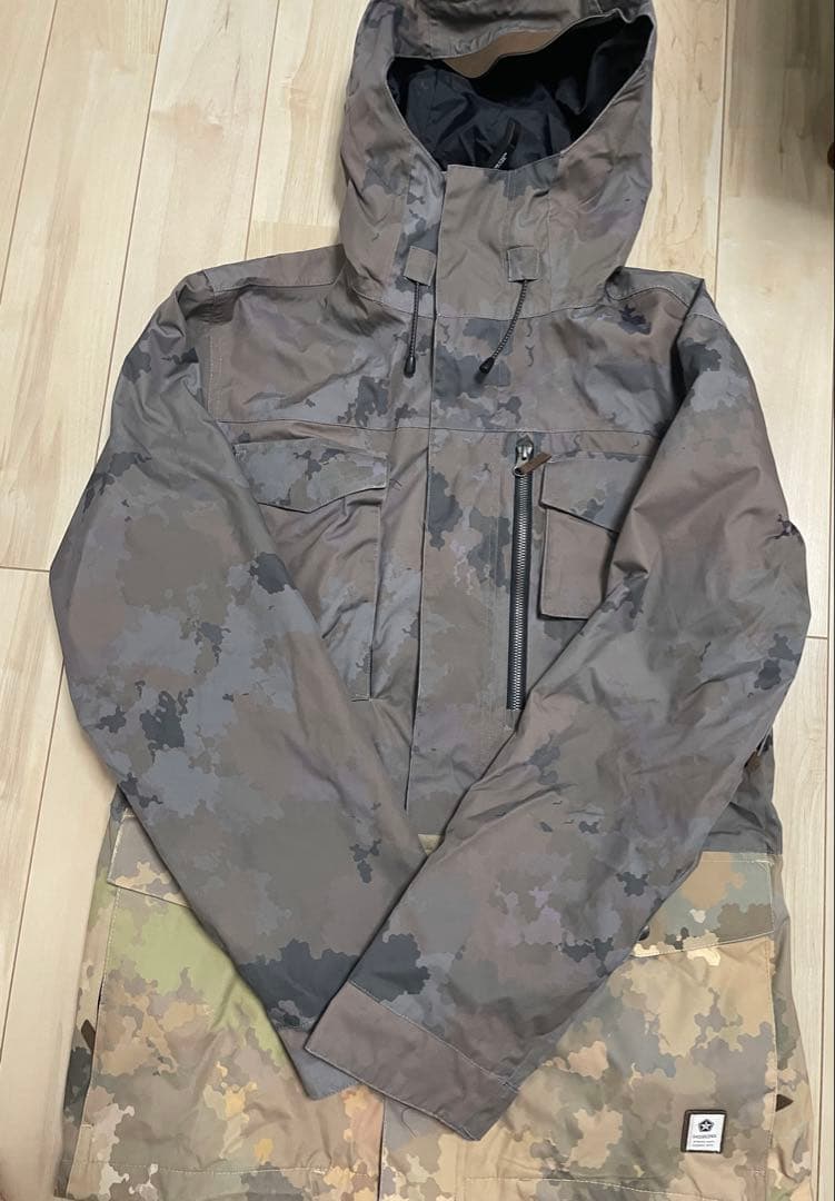 SESSIONS 迷彩 スノーボードウェア