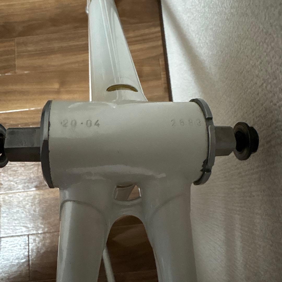 NJS認定STRATOS ピストフレーム Ultima-R フルオーバー