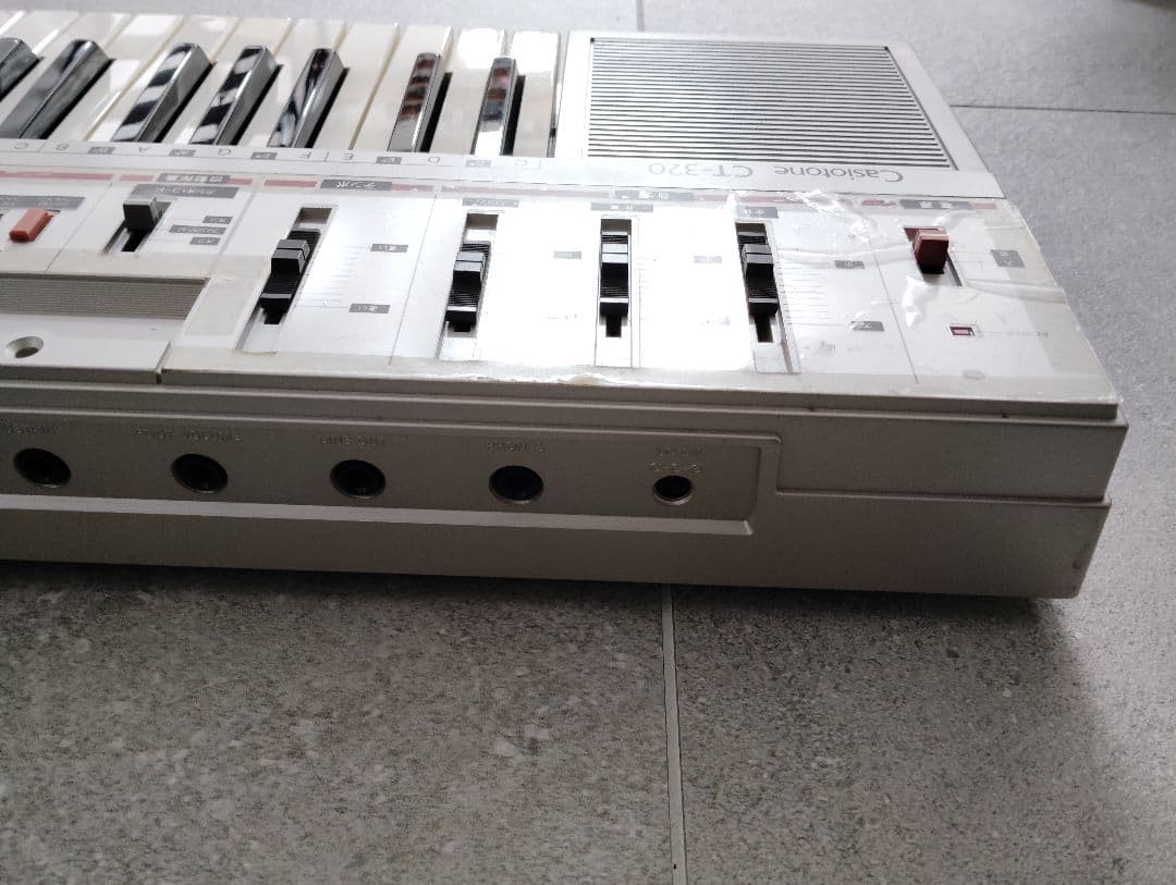 CASIO Casiotone CT-320 電子ピアノ シンセサイザー 銀色