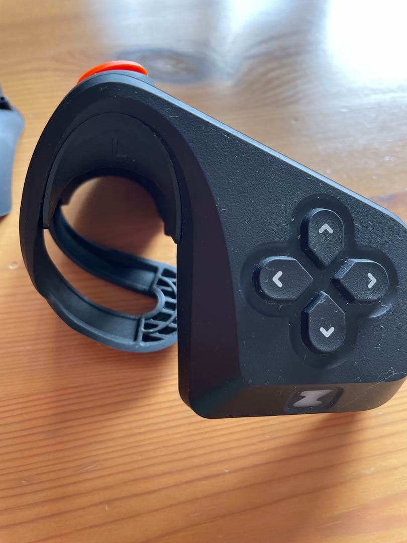 ZWIFT PLAY コントローラー 左右 箱無し 説明書 充電ケーブル 有り