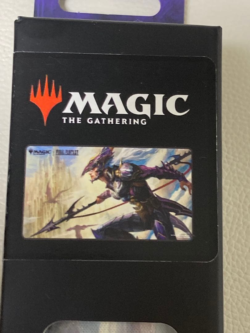 ウルトラプロ MTG FF プレイマット 苦悩の竜騎士、カイン