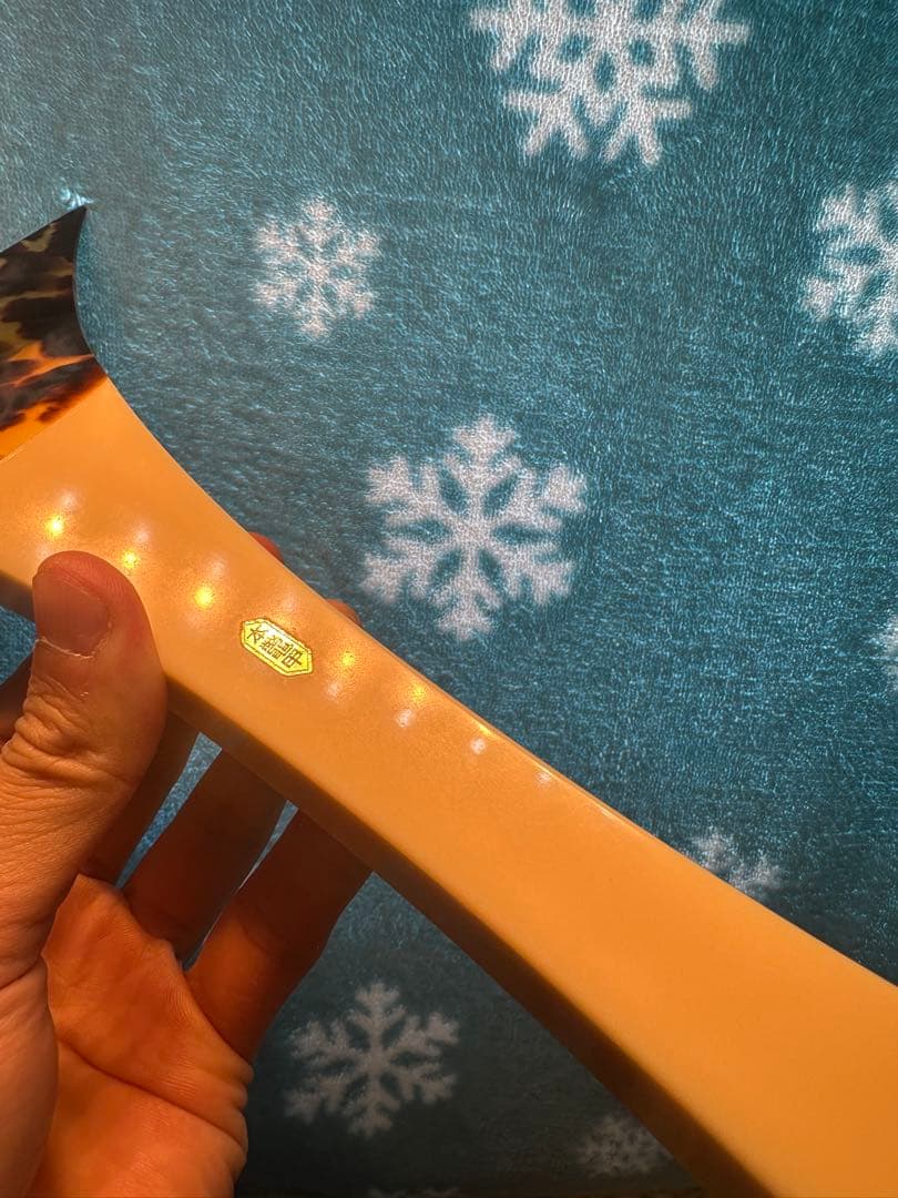 今週限定値下げ【ほぼ新品・最高級】地歌三味線鼈甲撥　上質本鼈甲　一枚甲手造り品