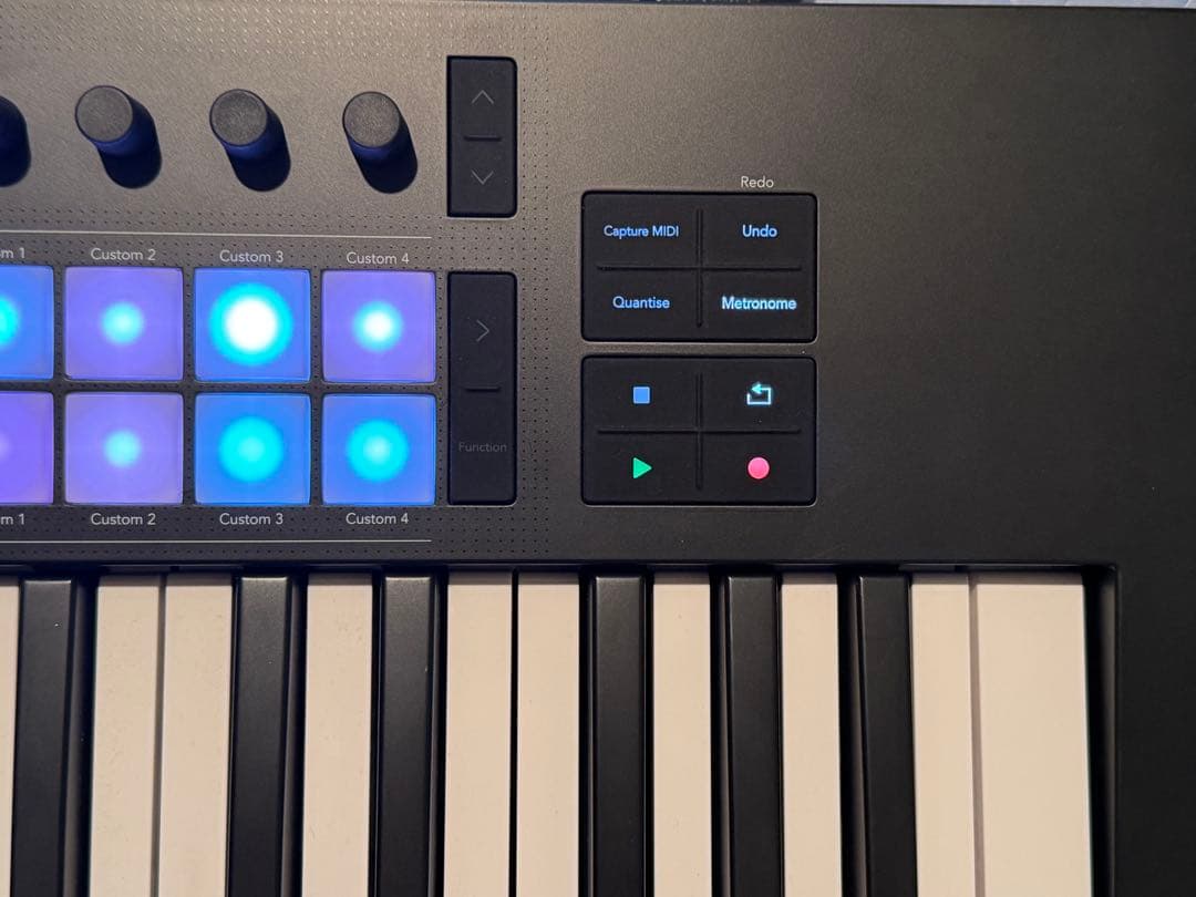 NOVATION Launchkey 37 MK4 MIDIキーボード 送料無料