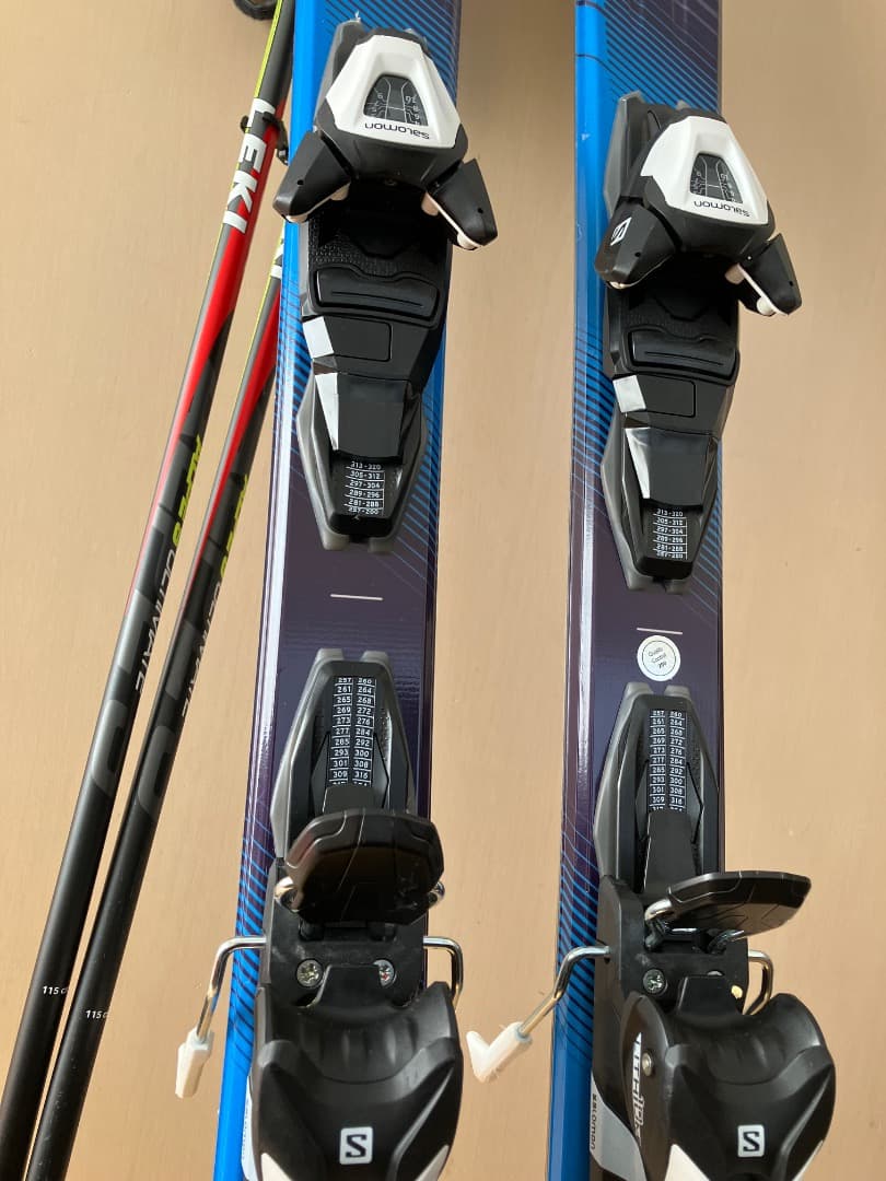 スキー板(SALOMON )+ストック(LEKI)