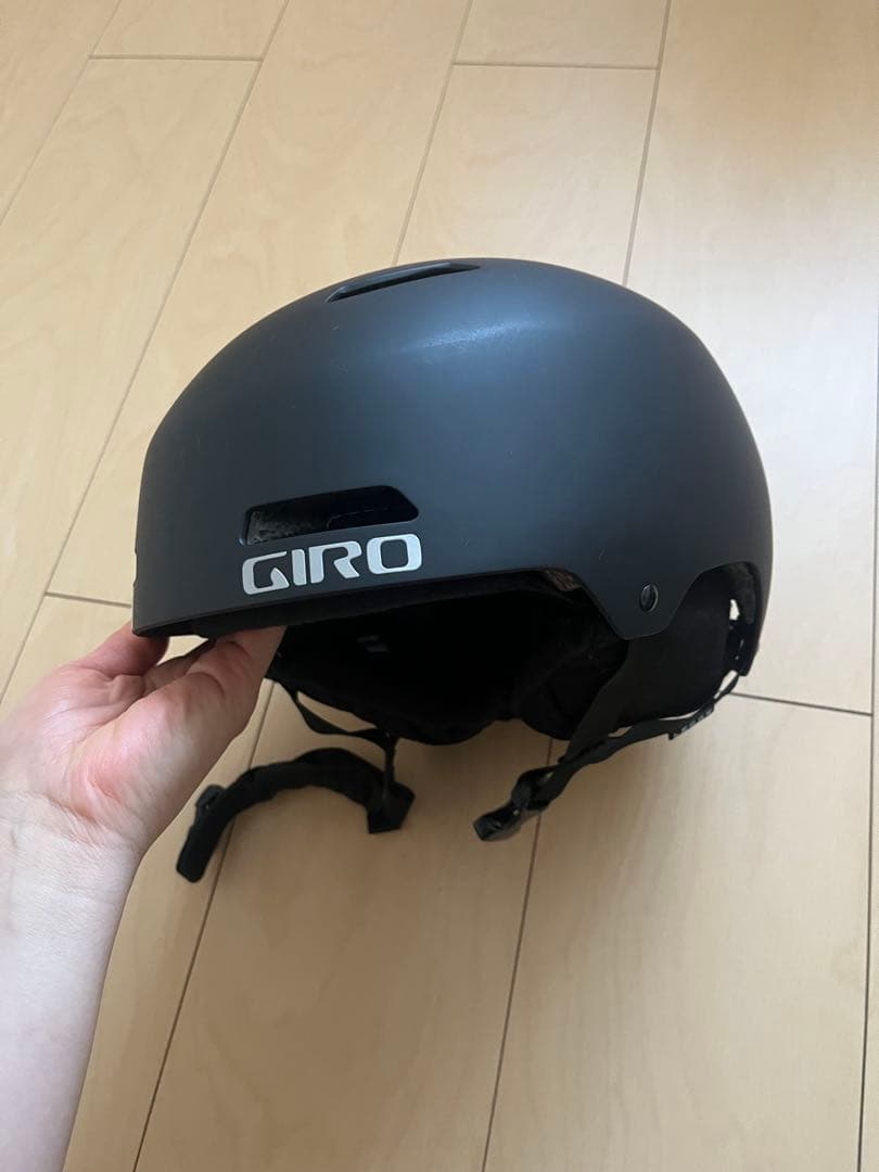 ジロ GIRO／ヘルメット スキー スノーボード ウィンタースポーツ