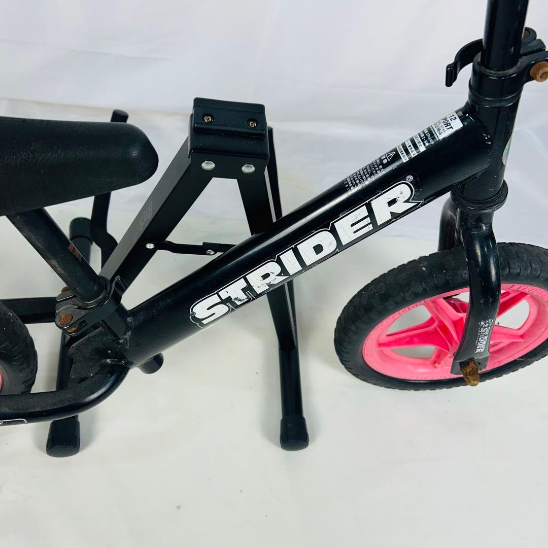 ストライダー STRIDER ブラック 12型 ランニングバイク