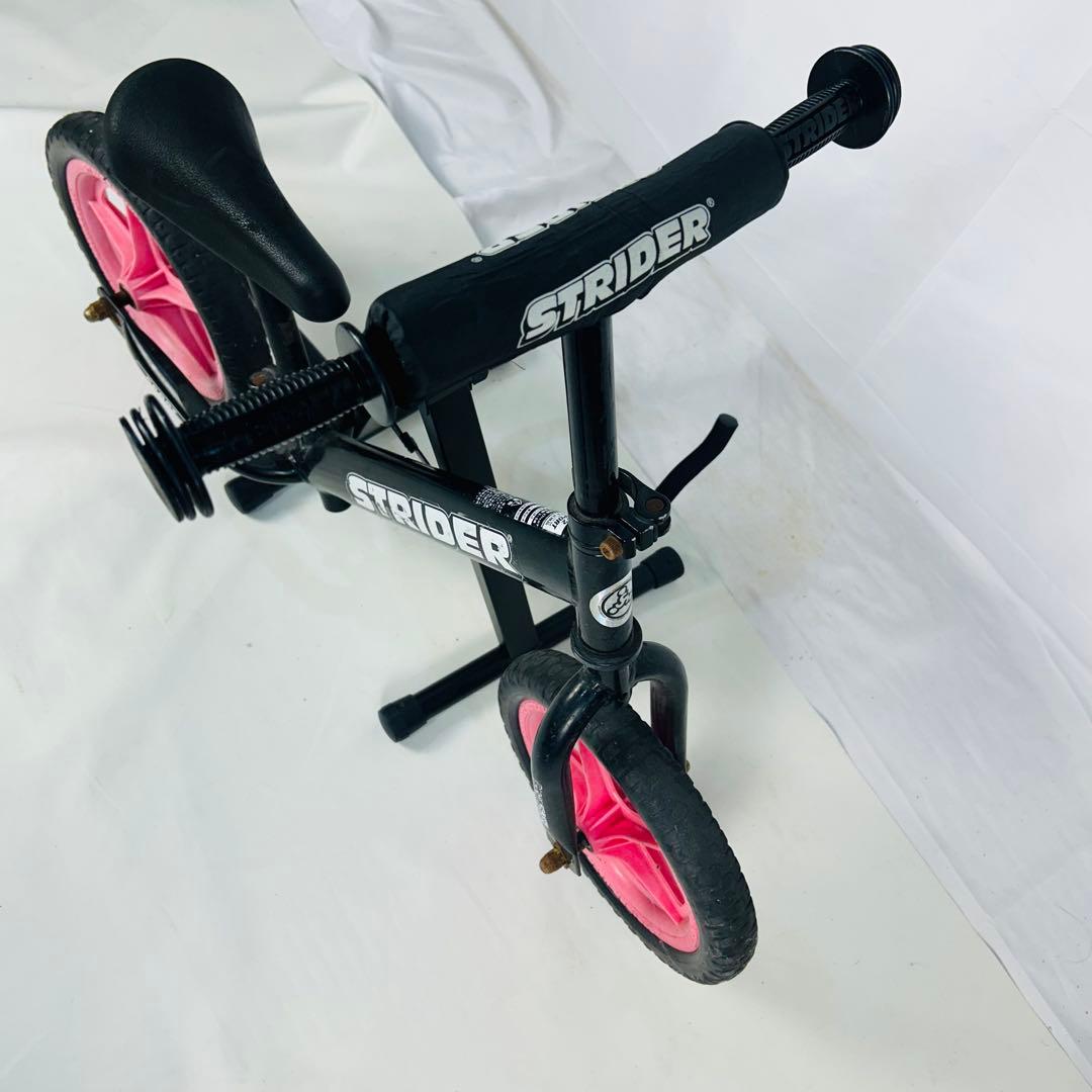 ストライダー STRIDER ブラック 12型 ランニングバイク