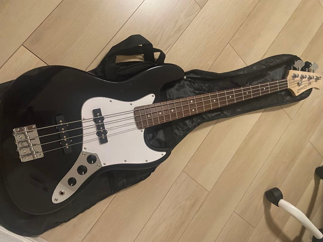 Photogenic フォトジェニック エレキベース JB-240/BK/W3P