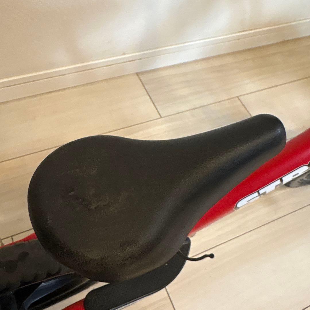 STRIDER 12 クラシック バランスバイク 赤　レッド