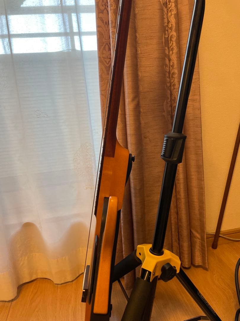 ヤマハ　サイレントギターSLG100S