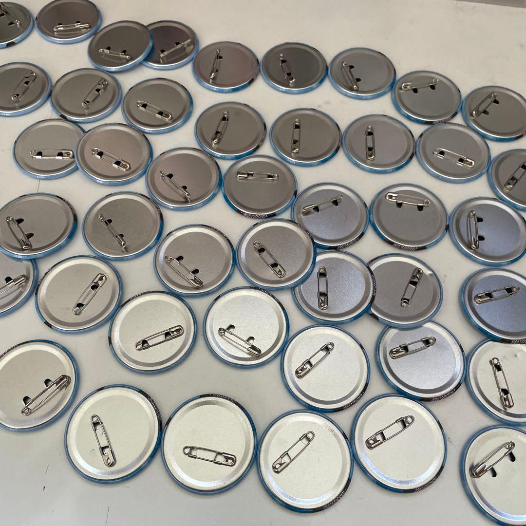 8.デジモン マルイ 本宮大輔 缶バッジ　THE BIGINNING　お祝い