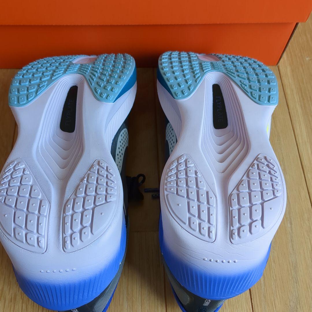 新品　未使用 Nike ズームフライ6 26センチ　青