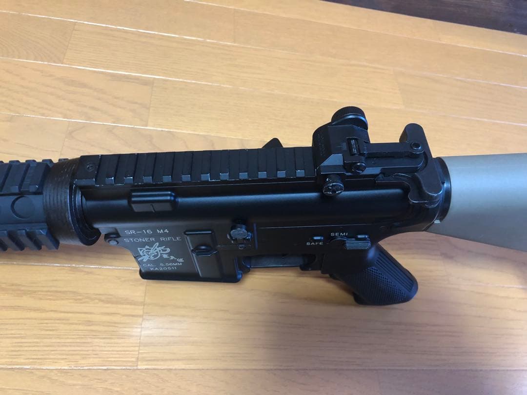 東京マルイ製SR-16 M4カスタム　電動ガン