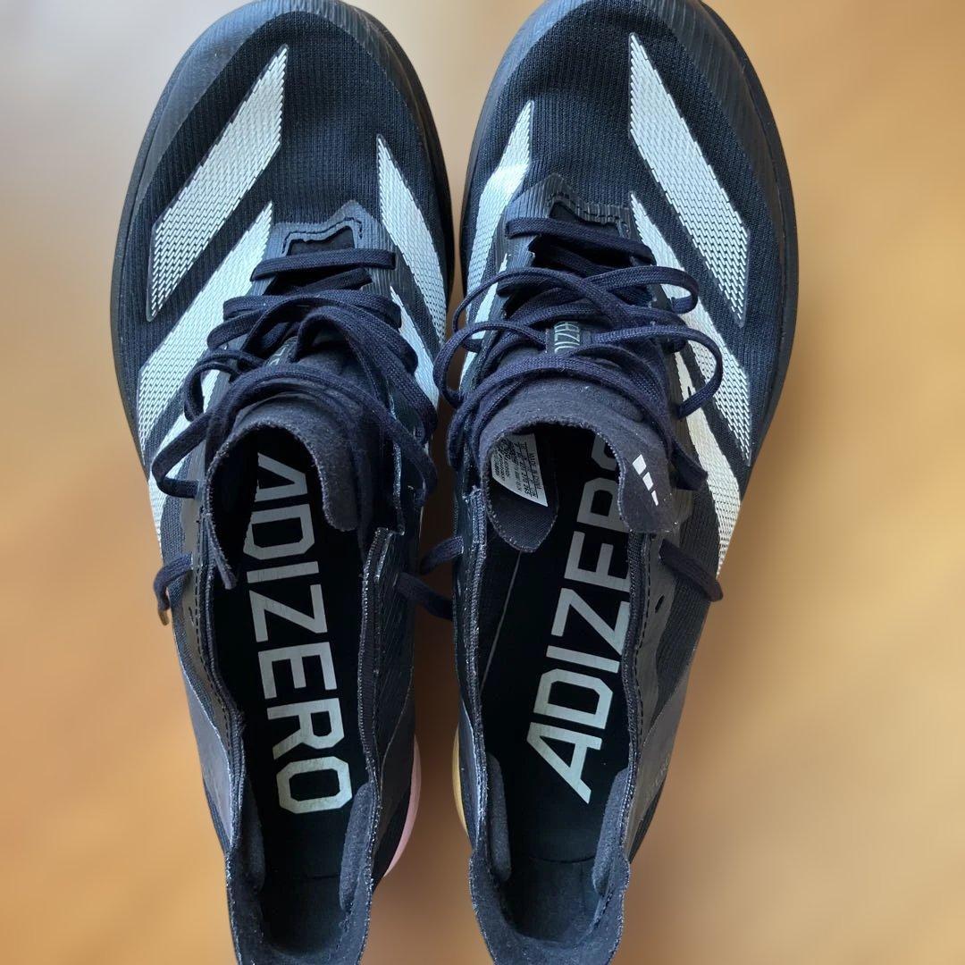 ADIZERO スパイクシューズ　アンビジョン