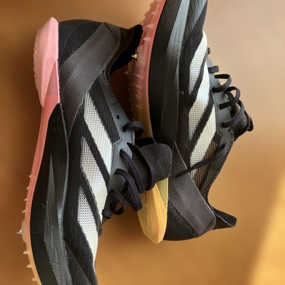 ADIZERO スパイクシューズ　アンビジョン