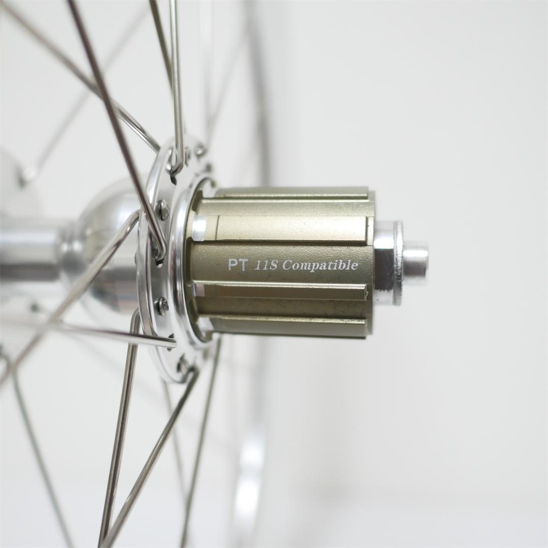 超軽量1365グラム　20インチ　451 ホイールセット F74/R130