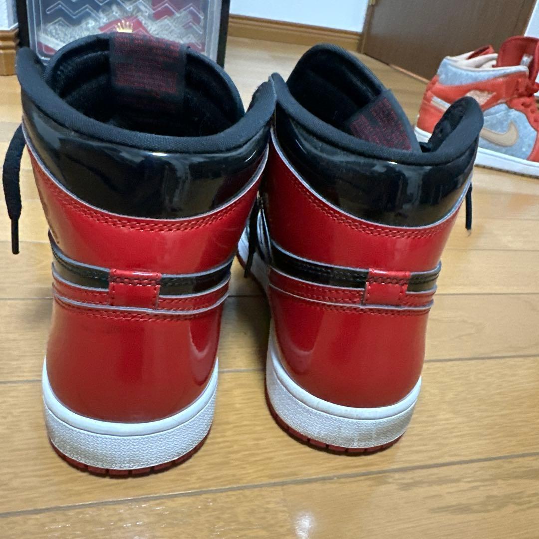 NIKE AIR JORDAN 1 RETRO HIGH OG ブレッドパテント