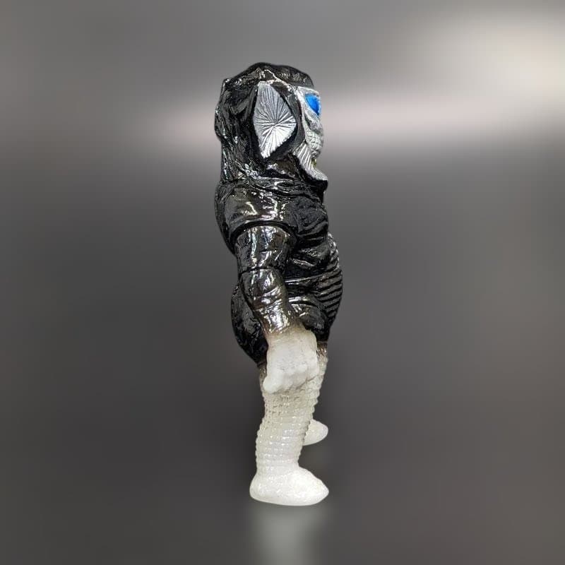 メフィラス星人　蓄光色　MAX TOY　マックストイ　アークティーズ限定　円谷