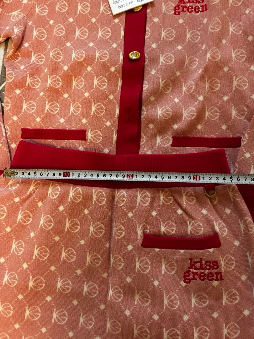 【新品】キスオンザグリーン　ニット上下セット