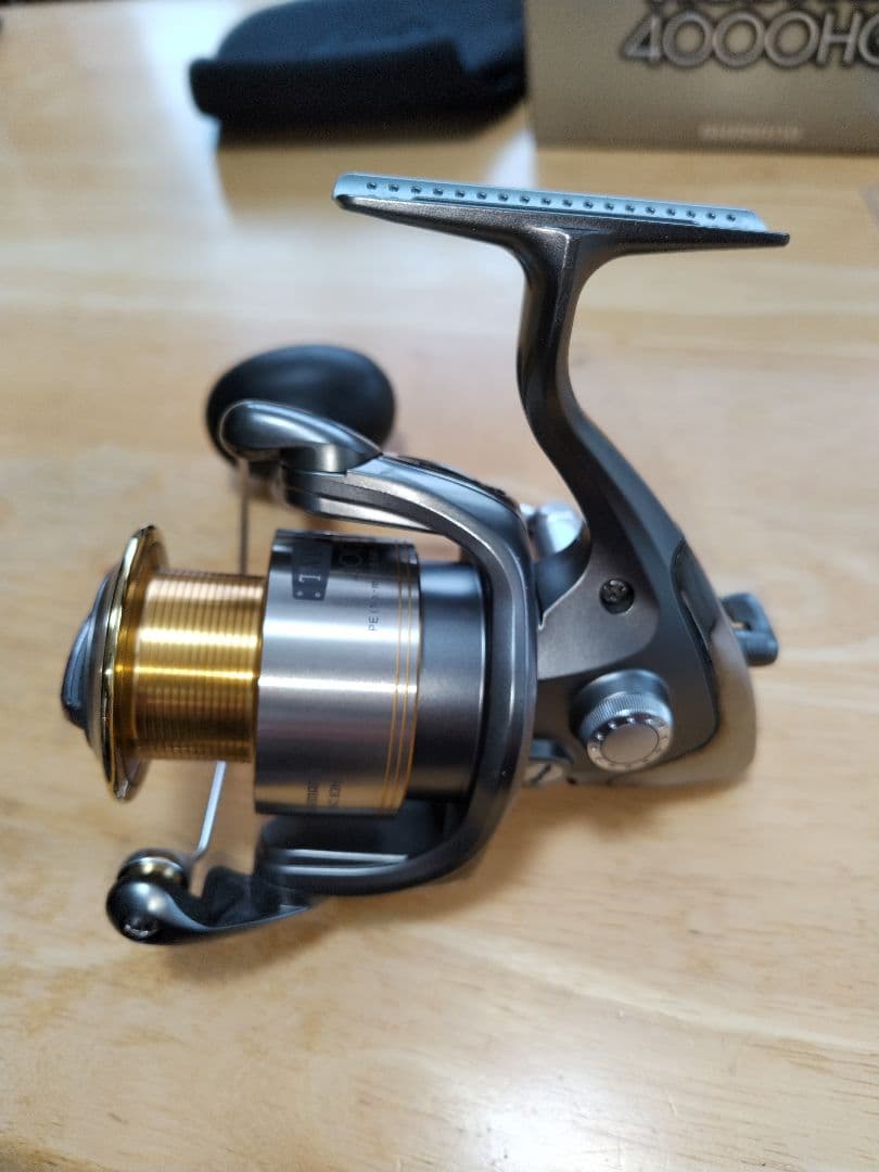 シマノ 02ツインパワー 4000HG