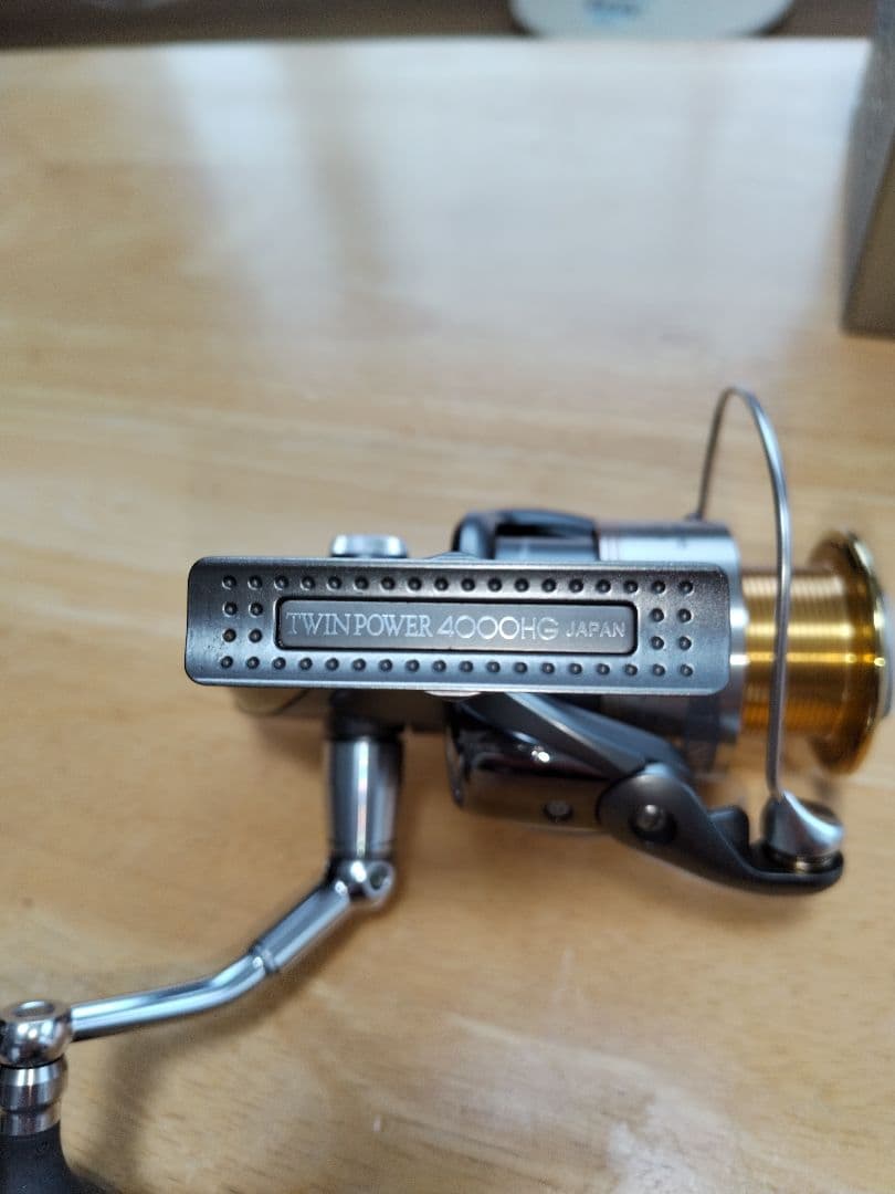 シマノ 02ツインパワー 4000HG