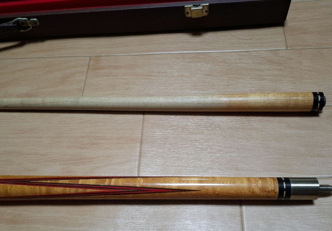 ビリヤードキュー 木製ケース付き