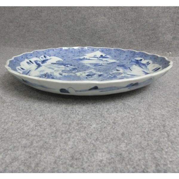 古伊万里染付みじん唐草に窓絵櫓風景図大皿 [B28339]