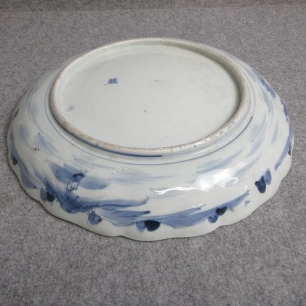 古伊万里染付みじん唐草に窓絵櫓風景図大皿 [B28339]