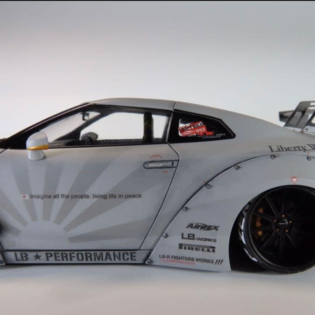 1/24 アオシマ完成品 LBWK GTR リバティーウォーカスタム