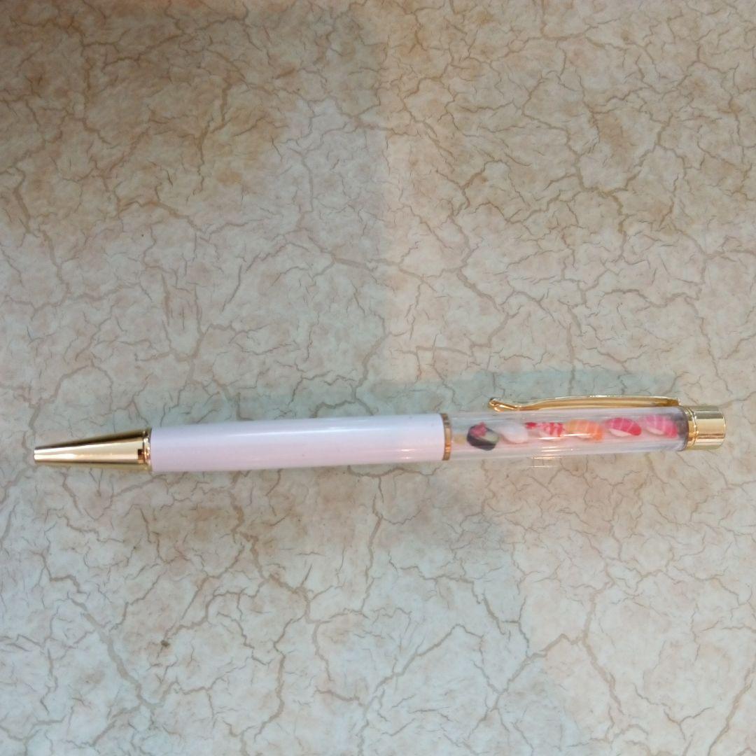 寿司　デザイン ボールペン　 本体　白　ギフトに　レア　筆記具