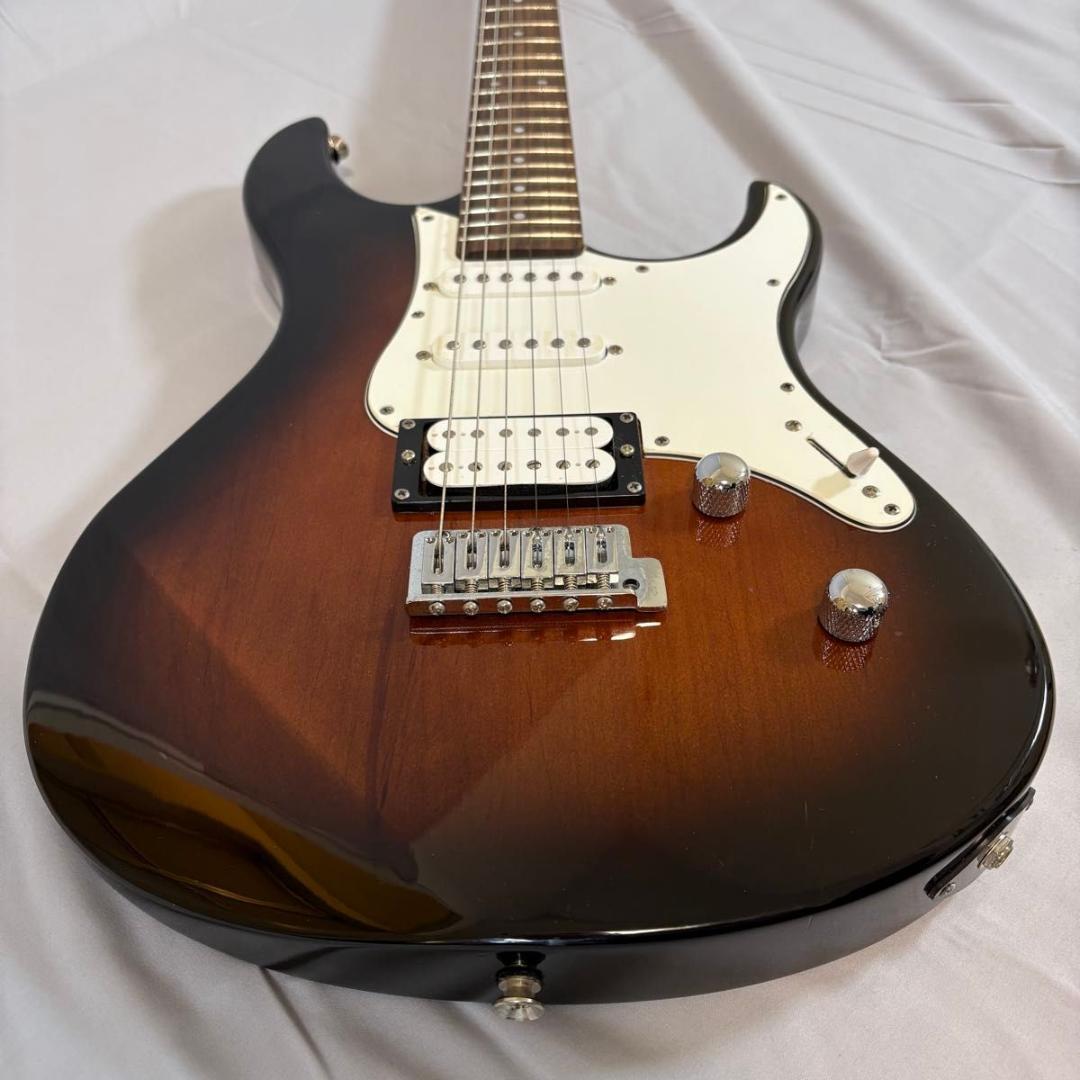 YAMAHA ヤマハ　Pacifica 112V パシフィカ　サンバースト