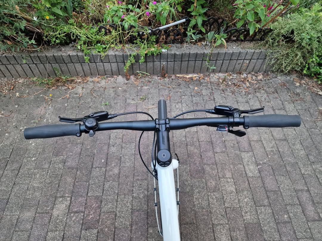 【最終値下げ‼︎ 引取希望】Specialized sirrus x 2.0 L