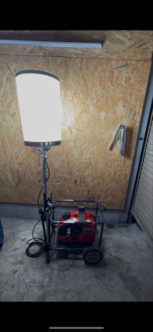 美品 shindaiwa 投光器LED バルーンライト インバーター発電機整備済