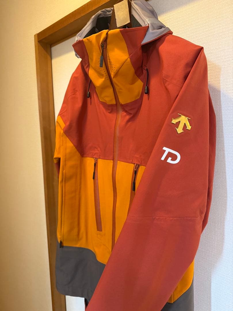 チームデサント　スキーウェア　上下セット