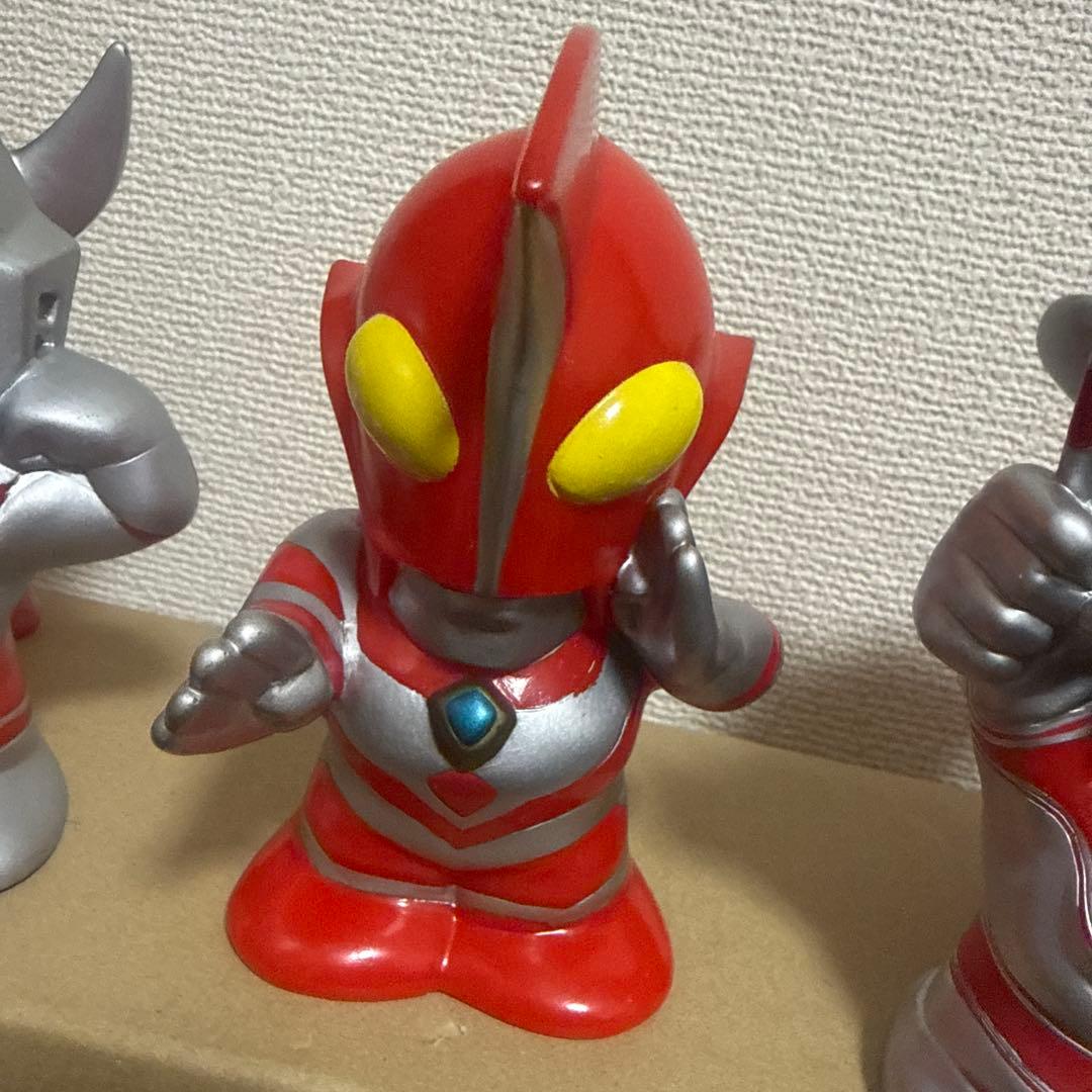 ウルトラマン 貯金箱 9体セット