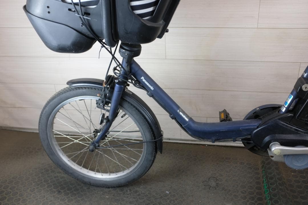 高年式パナソニック ギュット　　20インチ　3段　8.0Ah（4点灯）充電器無し