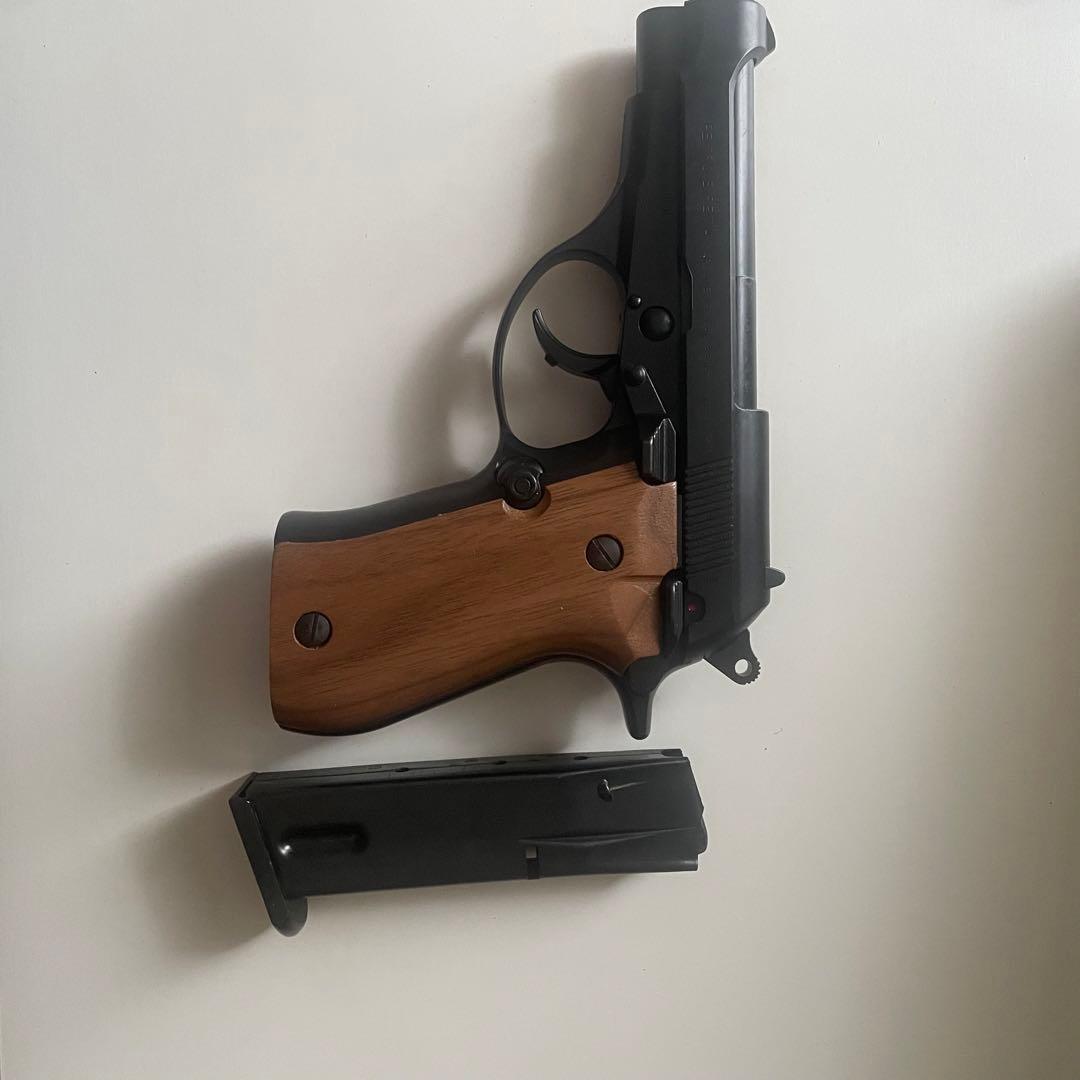 ［送料込］マルシン　モデルガン　M84 マットブラック　木製グリップ仕様