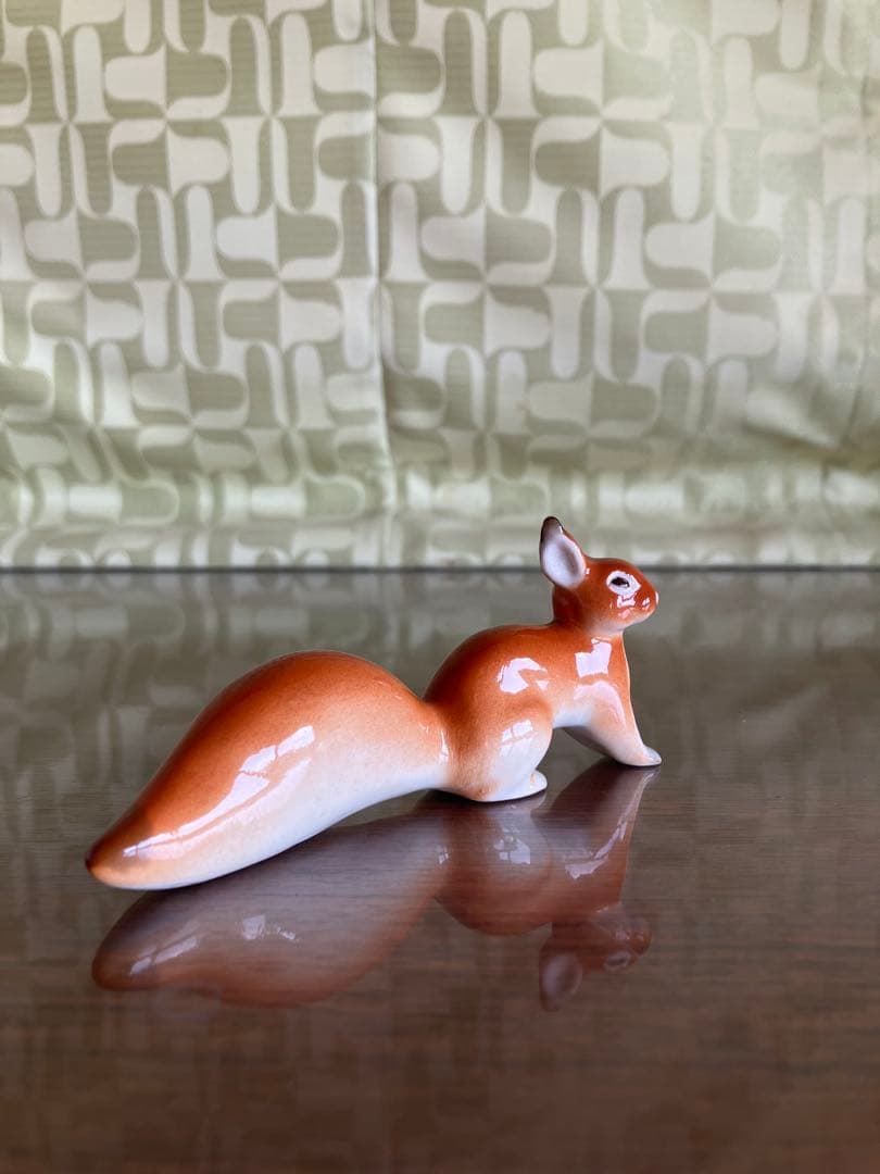 ロモノーソフ　フィギュリン　フィギュア　リス