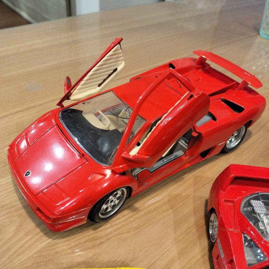 ミニカーセット　1/18が1台　1/24が3台